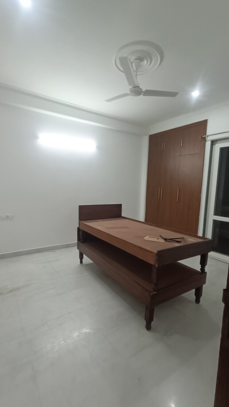 Bedroom, super-mart-1 3 Bedroom 270 Sq.Ft. Builder Floor In Sector 27 Gurgaon 8988715