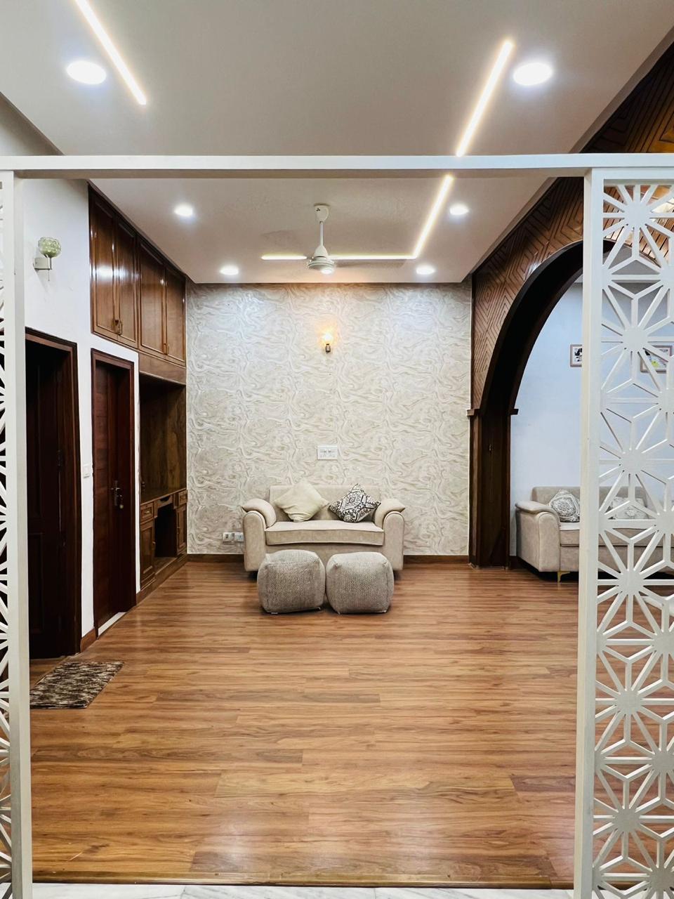 5 BHK + Pooja Room,Servant Room,Study Room,Extra Room Independent House For Sale in Sector 4