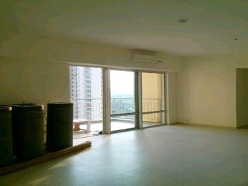 Room in 3 BHK Apartment at Emaar Emerald Estate, Sector 65 – for Sale