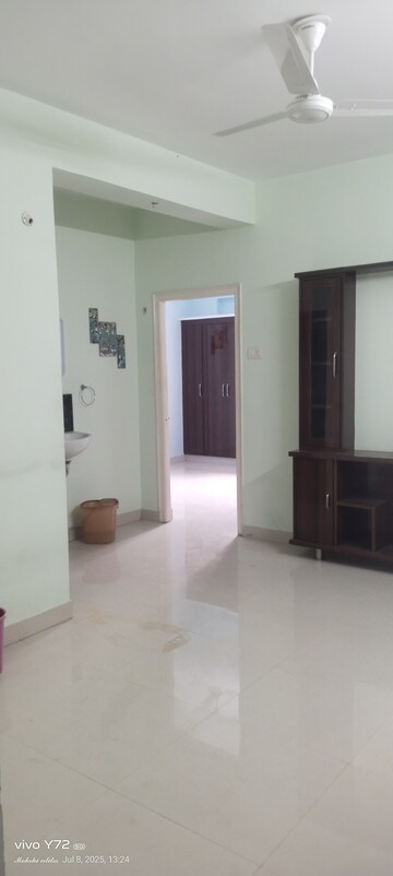 Room in 2 BHK Apartment at Pavani Laxmi Nivas, Madhapur – for Rent