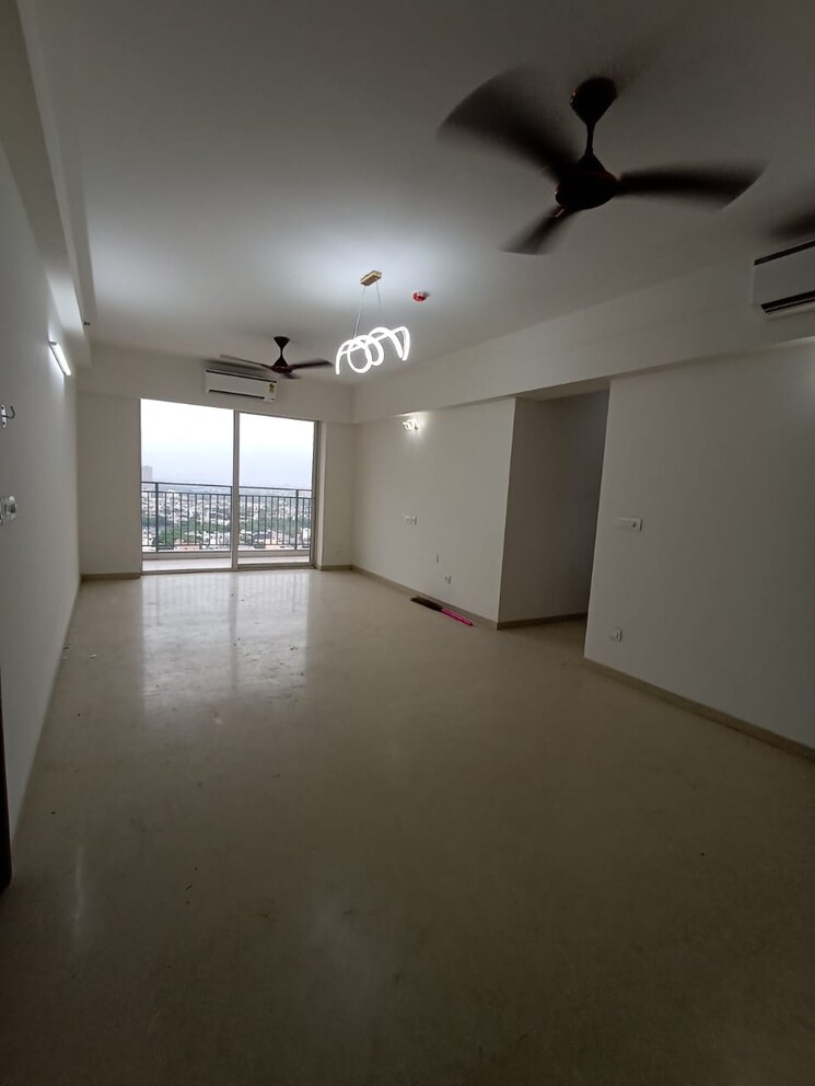 Room, godrej-woods 4 Bedroom 2260 Sq.Ft. Apartment In Sector 43 Noida 8988847