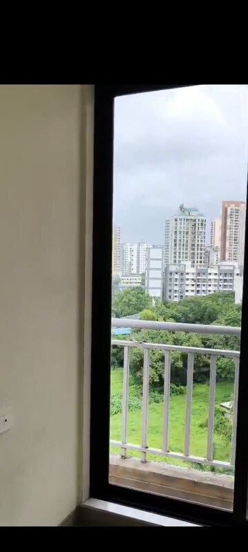2 BHK Apartment For Sale in Harmony Signature Towers, Owale