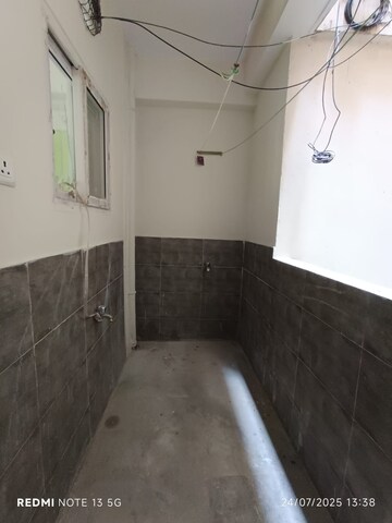 Bathroom in 2 BHK Apartment at Tarnaka – for Rent