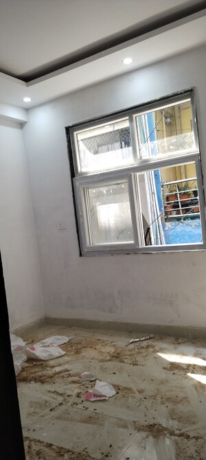 Room in 3 BHK Builder Floor at Mayur Vihar 1 – for Sale