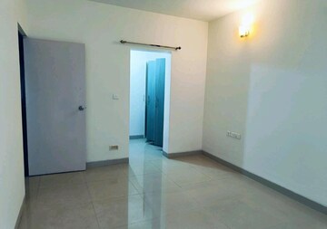 Room in 2.5 BHK Apartment at Mythreyi Aikya, Bannerghatta Road – for Rent