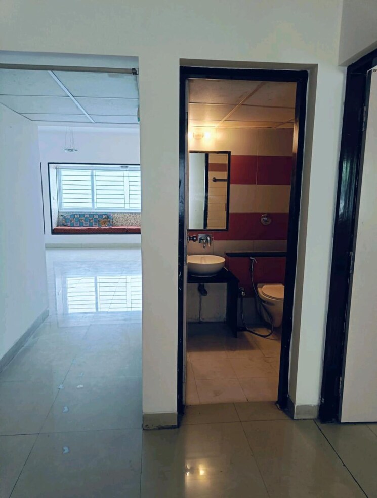 Bathroom, mythreyi-aikya 2.5 Bedroom 1340 Sq.Ft. Apartment In Bannerghatta Road Bangalore 8989006