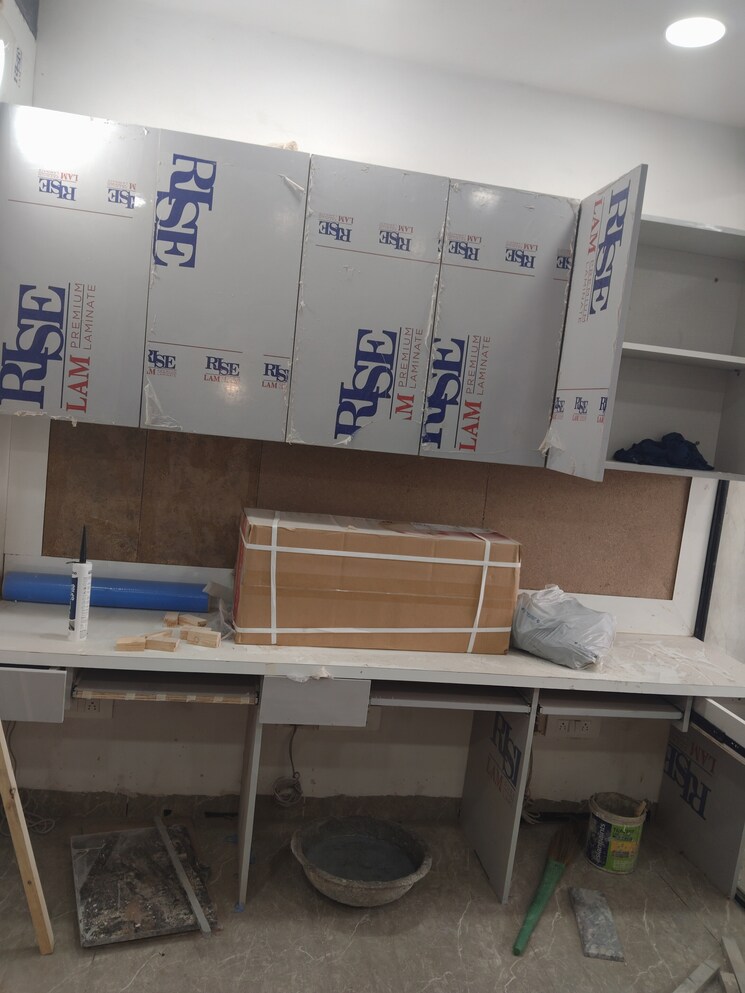 Kitchen, netaji subhash place Commercial Office Space 549 Sq.Ft. In Netaji Subhash Place Delhi 8989014