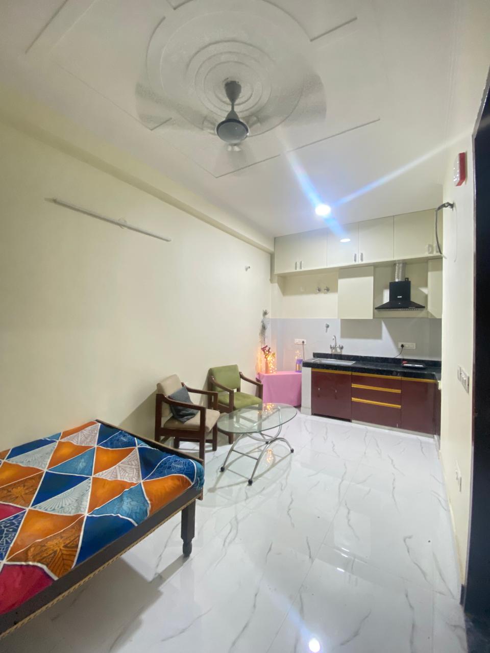 1 Rk  410 Sq.Ft. Apartment in Old DLF Colony