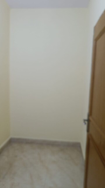 Furnished Amenities in 3.5 BHK Builder Floor at Amolik Residency, Sector 86 – for Rent