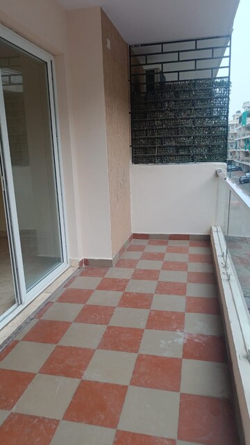 Balcony in 3.5 BHK Builder Floor at Amolik Residency, Sector 86 – for Rent