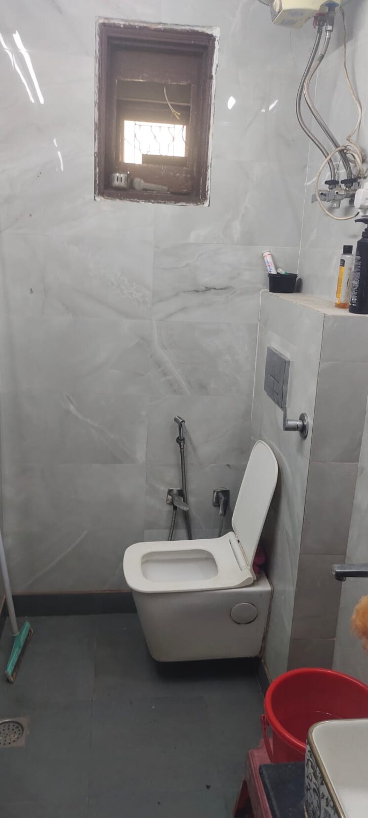 Bathroom, rohini 2 Bedroom 700 Sq.Ft. Builder Floor In Rohini Delhi 8989024