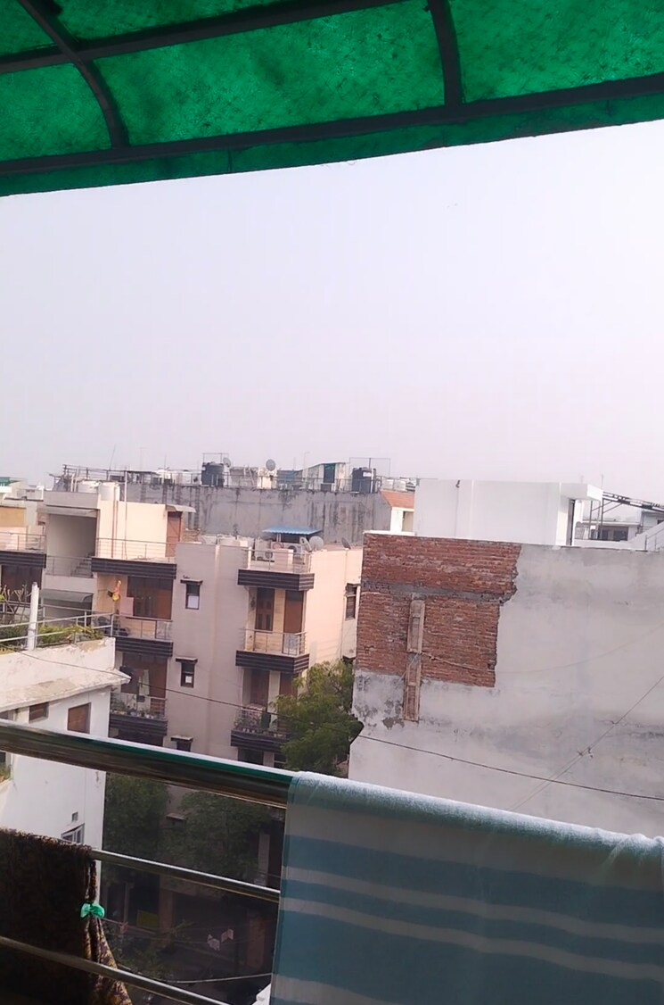 Exterior View, mayur vihar phase 1 4 Bedroom 1350 Sq.Ft. Builder Floor In Mayur Vihar Phase 1 Delhi 8989068