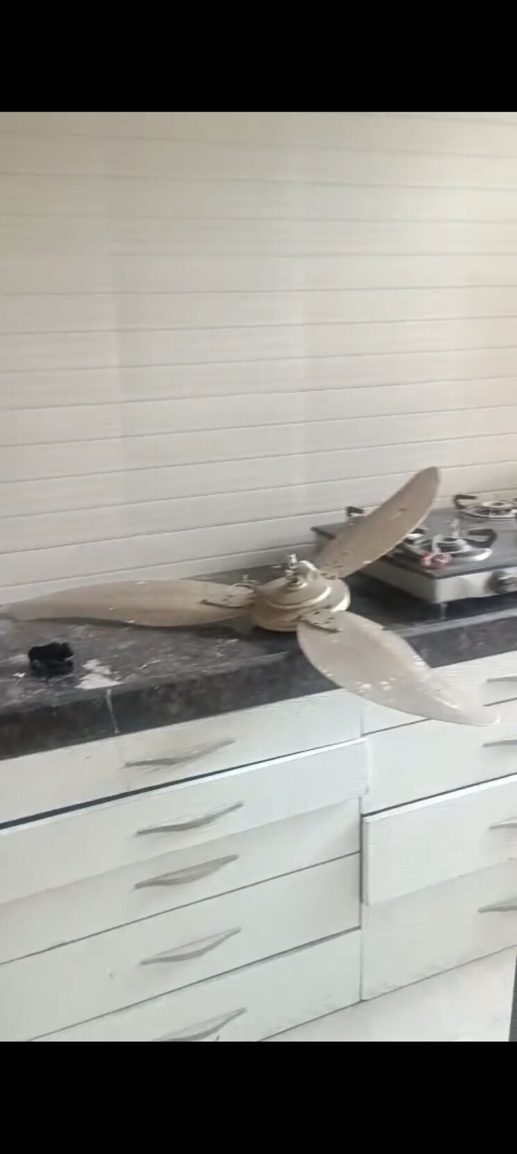 undefined, hilton-tower 1 Bedroom 500 Sq.Ft. Apartment In Andheri East Mumbai 8989063