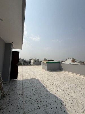 Bedroom in 3 BHK Builder Floor at Sushant Lok 2, Sector 57 – for Sale