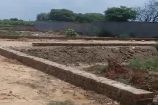 Plot For Sale in Sector 45