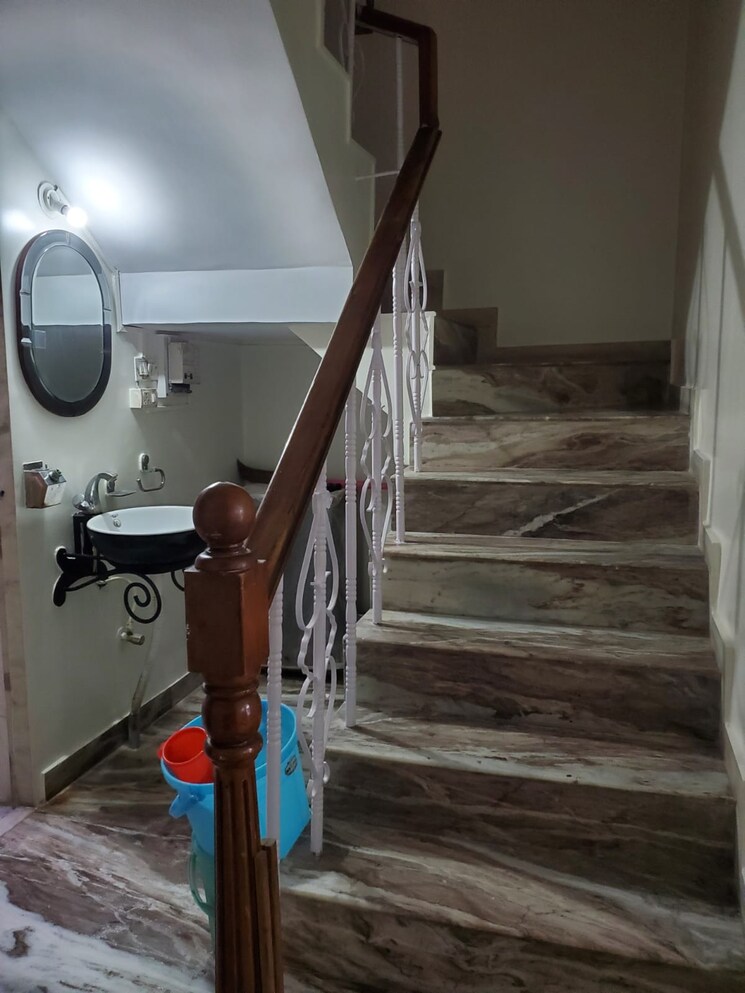 Bathroom, sai-garden-chs 3 Bedroom 2000 Sq.Ft. Villa In Pimple Saudagar Pune 8989088