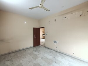 Room in 2 BHK Apartment at Tarnaka – for Sale