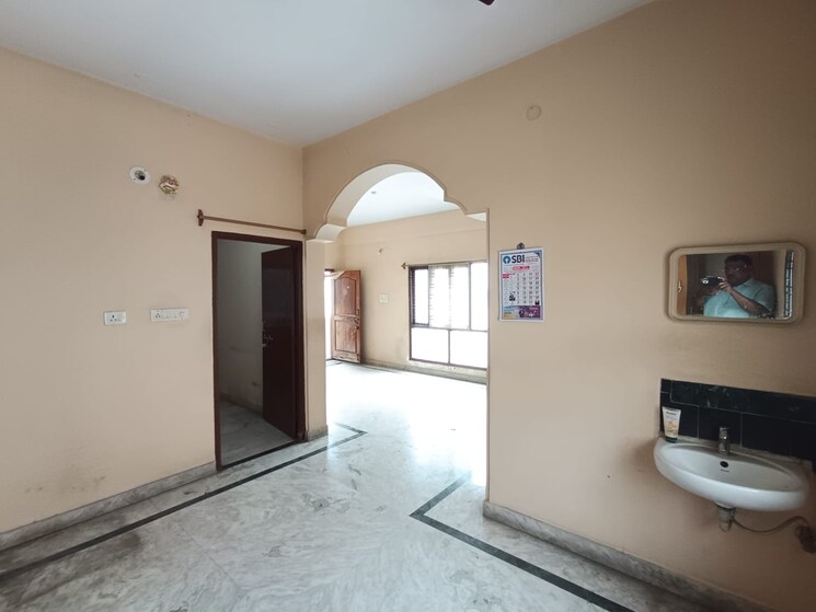 Room, tarnaka 2 Bedroom 1050 Sq.Ft. Apartment In Tarnaka Hyderabad 8989090