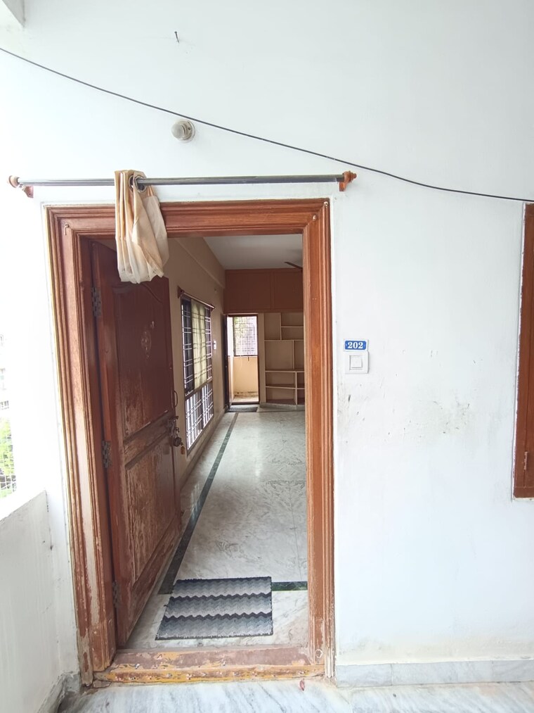 Room, tarnaka 2 Bedroom 1050 Sq.Ft. Apartment In Tarnaka Hyderabad 8989090