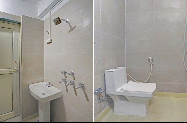 Bathroom, sector 130 6+ Bedroom 225 Sq.Mt. Villa In Sector 130 Noida 8989136