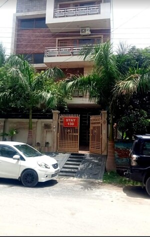 6+ BHK Villa – Exterior View View at Sector 130 - for Sale