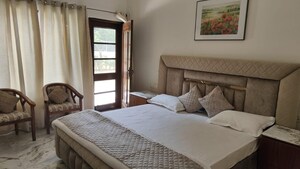 3 BHK Independent House For Sale in Sector 8