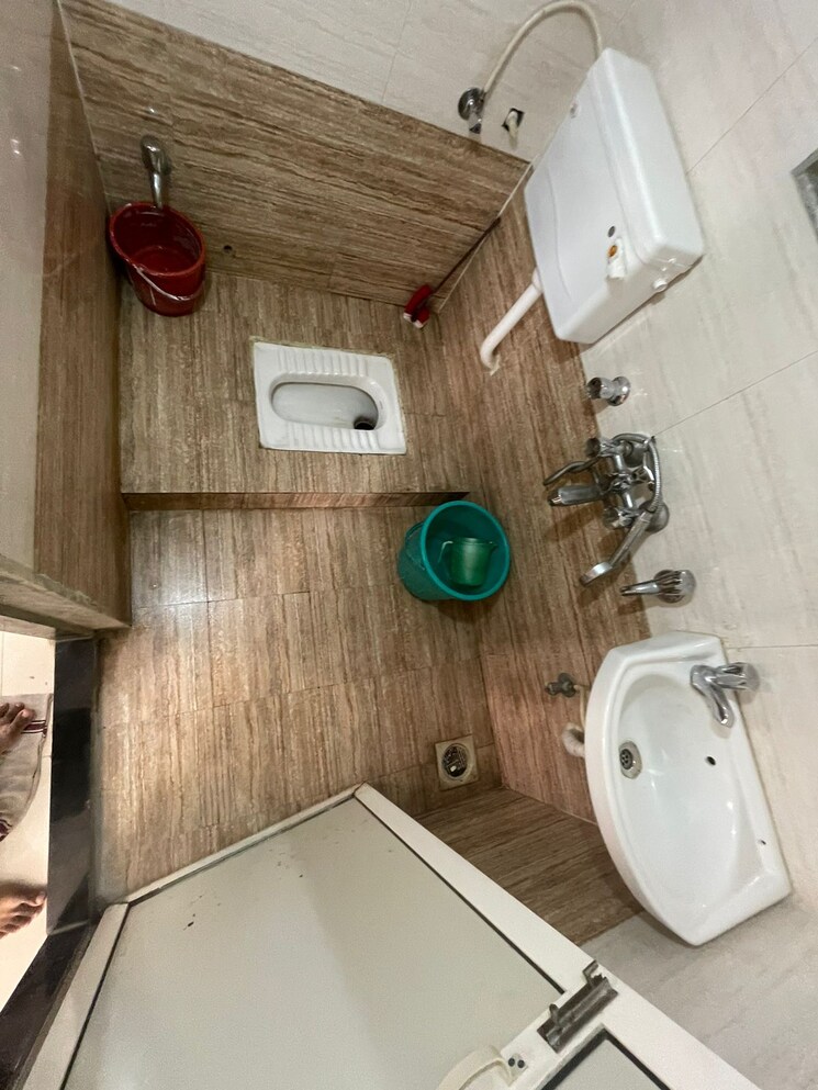 Bathroom, seven-eleven-apna-ghar 1 RK 200 Sq.Ft. Apartment In Mira Road Thane 8989133