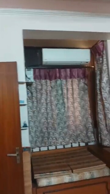  2 BHK Apartment at Mayur Vihar Phase 1 Extension – for Rent