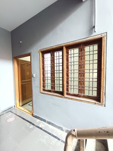 Room in 2 BHK Apartment at Tarnaka – for Sale