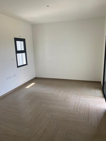 Room in 3 BHK Apartment at Sobha City Gurgaon, Sector 108 – for Rent