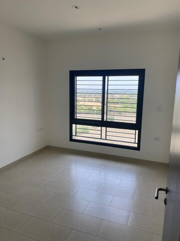 Room in 3 BHK Apartment at Sobha City Gurgaon, Sector 108 – for Rent