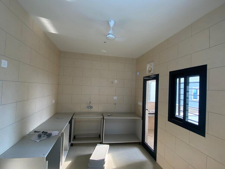 Kitchen, sobha-city-gurgaon 3 Bedroom 1710 Sq.Ft. Apartment In Sector 108 Gurgaon 8989180