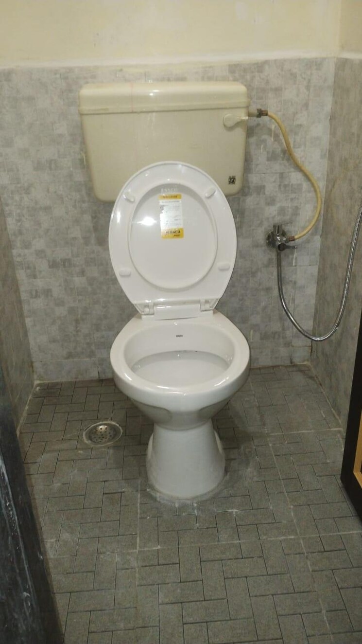 Bathroom, kharadi 1 Bedroom 750 Sq.Ft. Apartment In Kharadi Pune 8989176