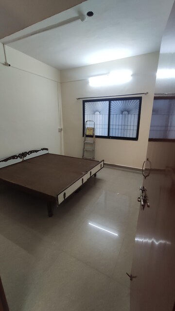 Furnished Amenities in 1 BHK Apartment at Kharadi – for Rent