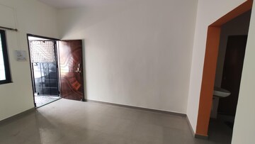 Furnished Amenities in 1 BHK Apartment at Kharadi – for Rent