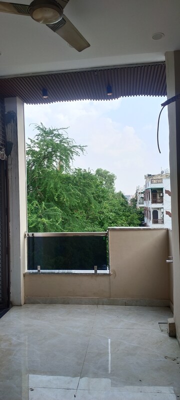 Balcony in 2 BHK Builder Floor at Ashok Nagar – for Rent