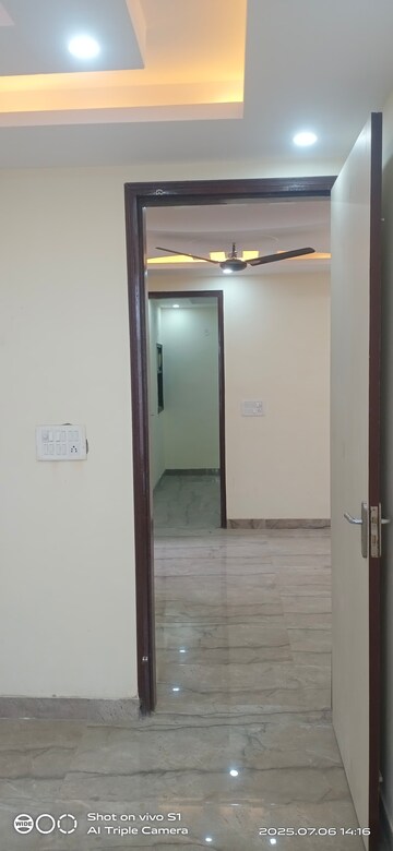 Room in 2 BHK Builder Floor at Chattarpur – for Sale