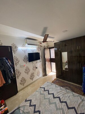 Bedroom in 3 BHK Builder Floor at Mayur Vihar Phase 1 – for Sale