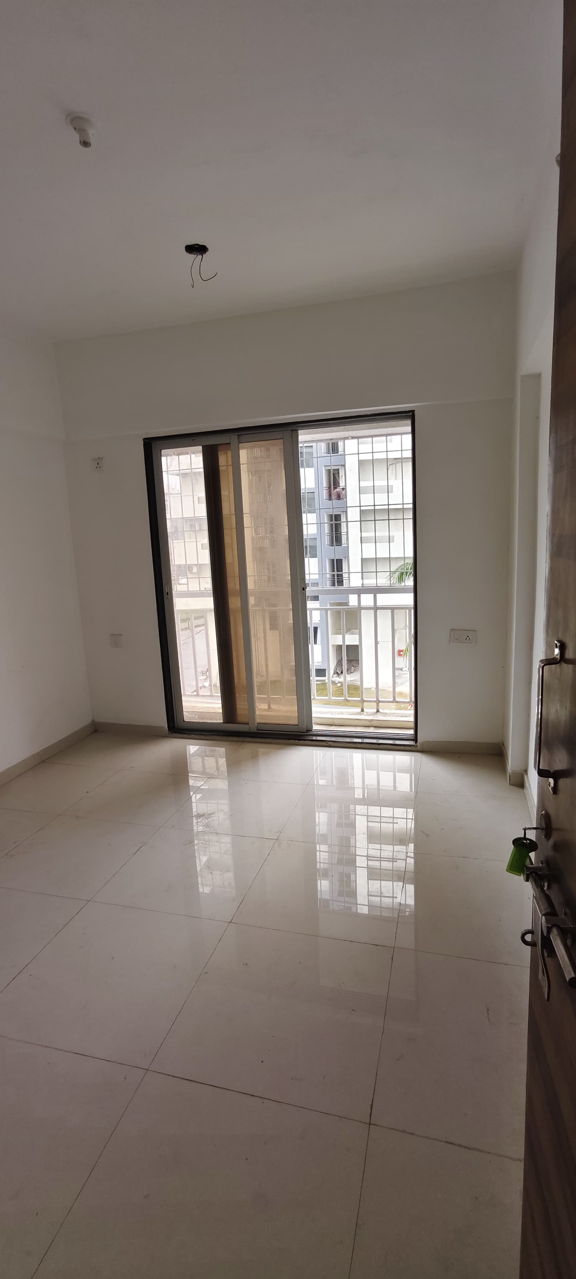 1 BHK 450 Sq.Ft. Apartment in Shree Vaishnavi Heights