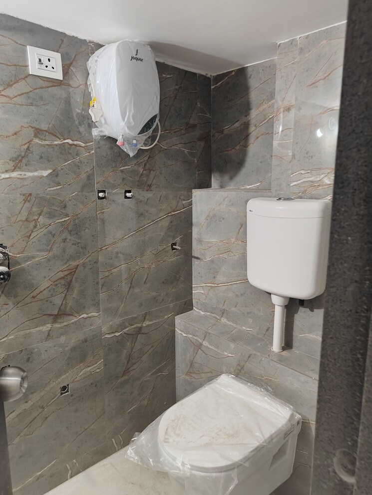 Bathroom, madhuban-township 2 Bedroom 625 Sq.Ft. Apartment In Vasai East Palghar 8989315