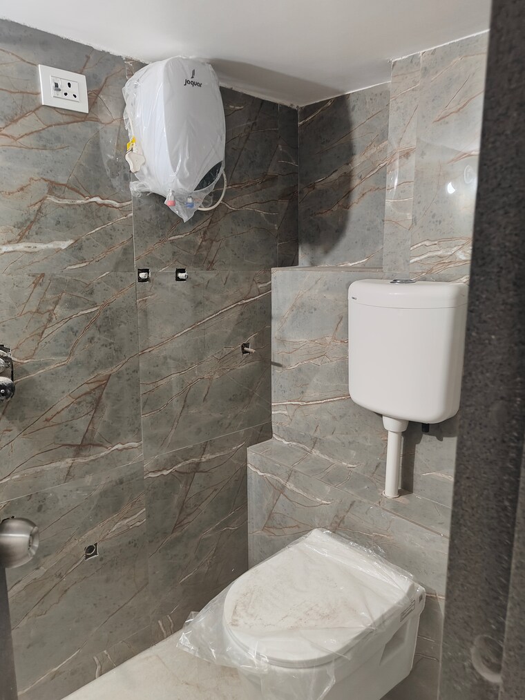 Bathroom, madhuban-township 2 Bedroom 625 Sq.Ft. Apartment In Vasai East Palghar 8989315