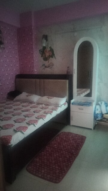Bedroom in 2 BHK Apartment at Signature Global Synera, Sector 81 – for Rent