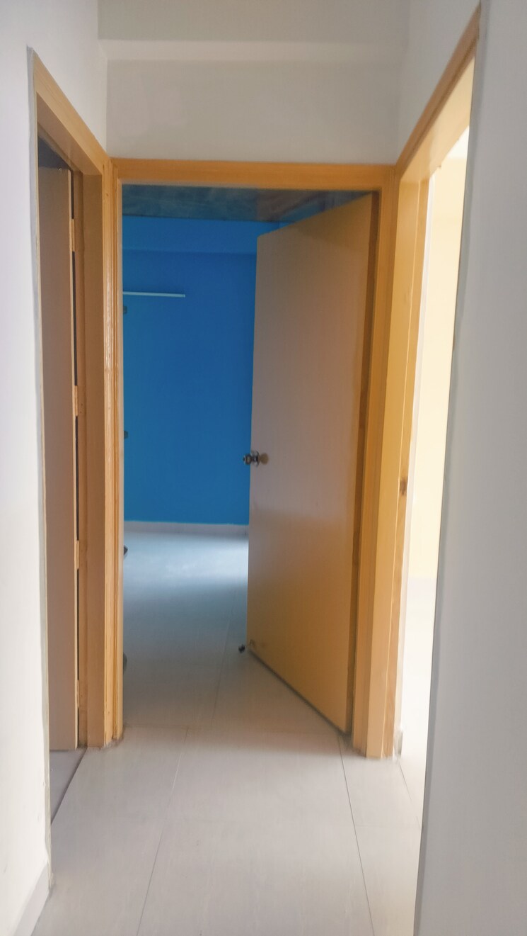 Room, rof-ananda 2.5 Bedroom 725 Sq.Ft. Apartment In Sector 95 Gurgaon 8989442