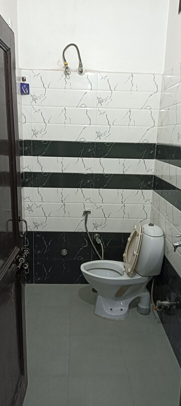 Bathroom in 2 BHK Villa at Sector 21d – for Rent