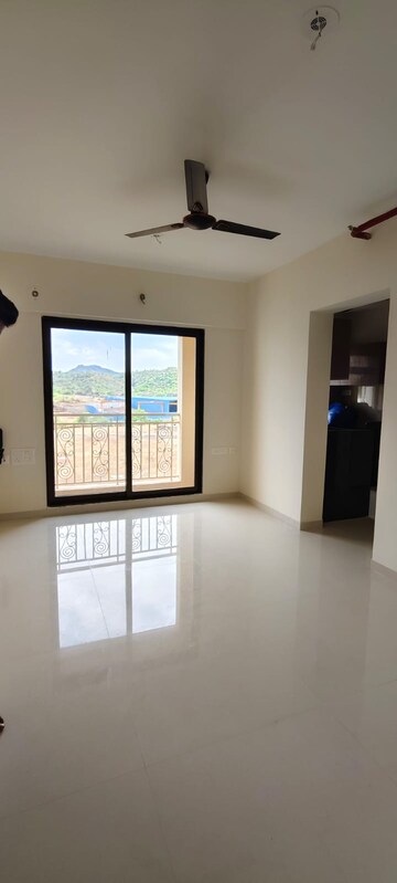 1 BHK Apartment For Rent in KM Horizon Exotica, Haware City