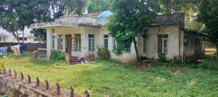 Garden, avenue road  14378 Sq.Ft. Plot In Avenue Road Thrissur 8989439