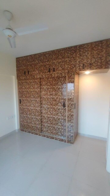 Room in 2 BHK Apartment at Salarpuria Sattva Park Cubix, Devanahalli – for Rent