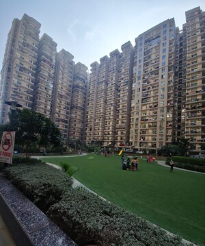 4 BHK Apartment – Garden View at Windsor Paradise 2, Raj Nagar Extension - for Sale