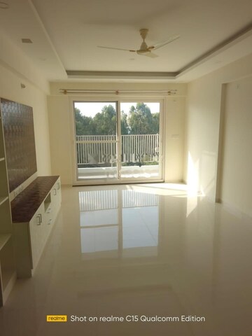 Room in 3 BHK Apartment at Prestige Finsbury Park Hyde, Bagaluru – for Rent