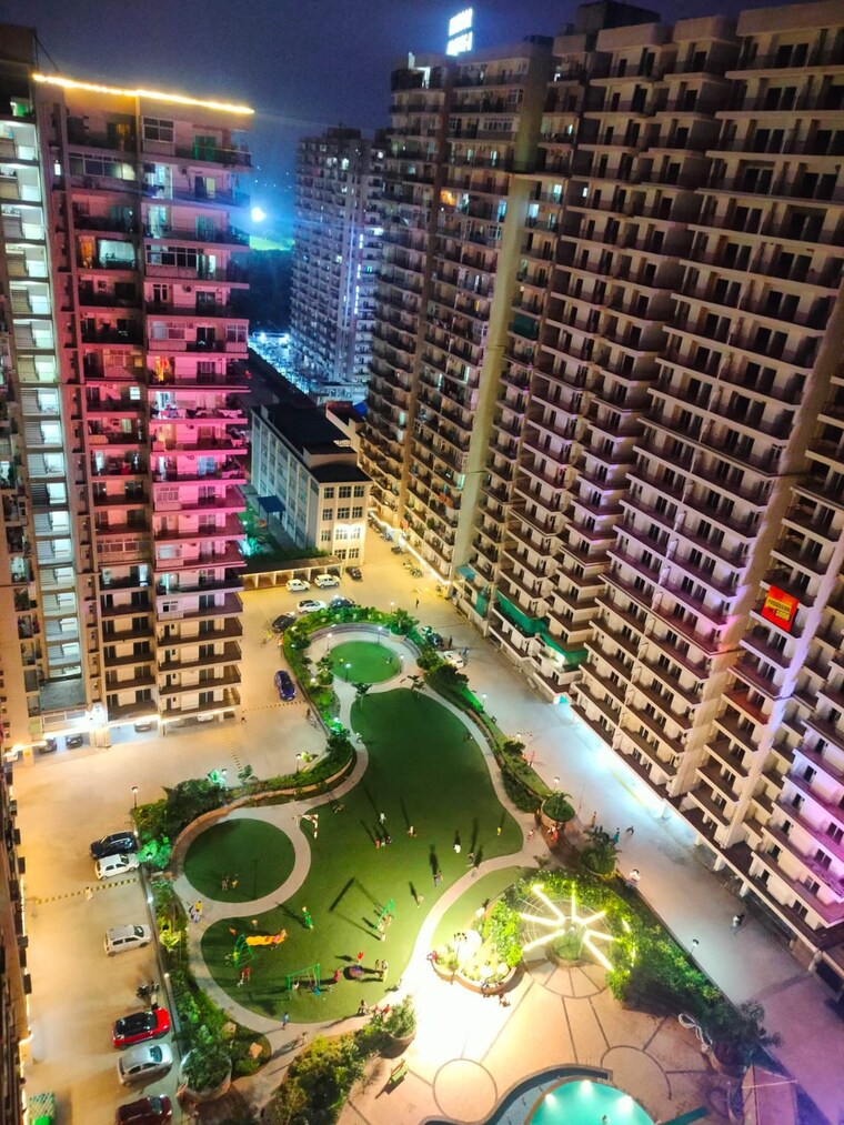 Exterior View, windsor-paradise-2 Commercial Shop 263 Sq.Ft. In Raj Nagar Extension Ghaziabad 8989626